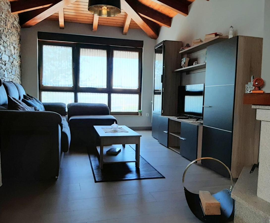 Vivienda Turistica Villa A Madanela ภายนอก รูปภาพ