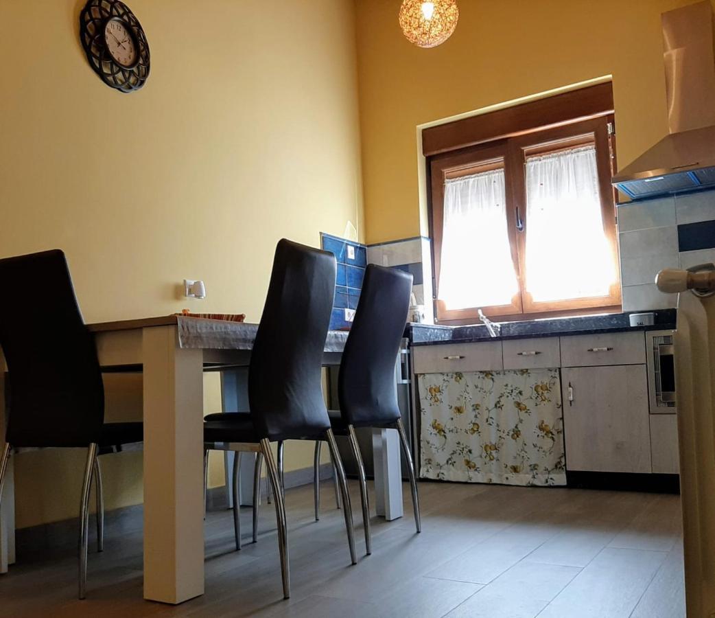 Vivienda Turistica Villa A Madanela ภายนอก รูปภาพ
