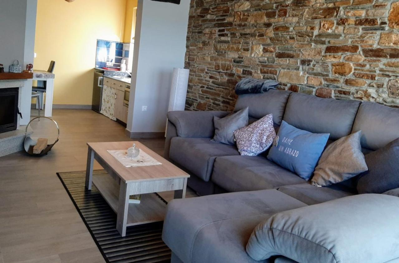Vivienda Turistica Villa A Madanela ภายนอก รูปภาพ