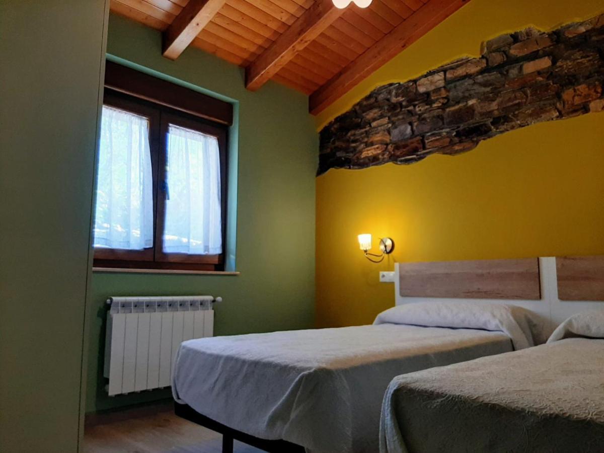 Vivienda Turistica Villa A Madanela ภายนอก รูปภาพ